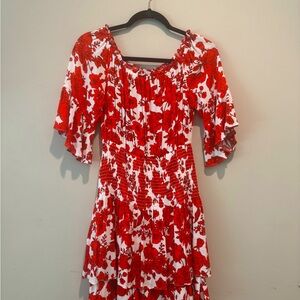 Gorgeous Premier Amour Red Floral Ruched Tiered Flare Sleeve Dress size 4